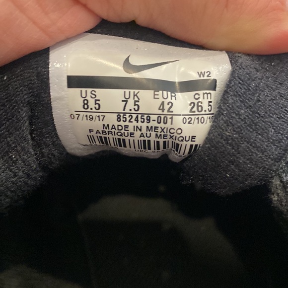 Used nike running shoes - Picture 6 of 6